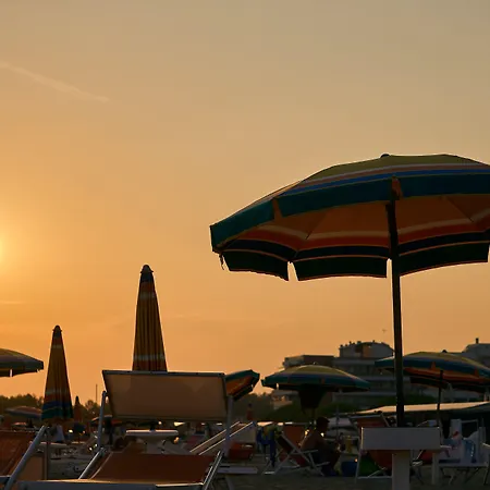 Poolside Retreat-beahost Apartamento Bibione