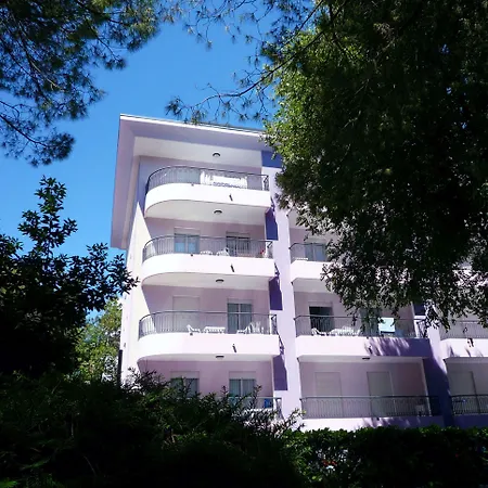 Apartamento Poolside Retreat-beahost *